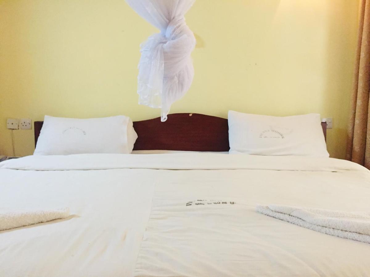 Vienna Woods Hotel นาคูรู ภายนอก รูปภาพ